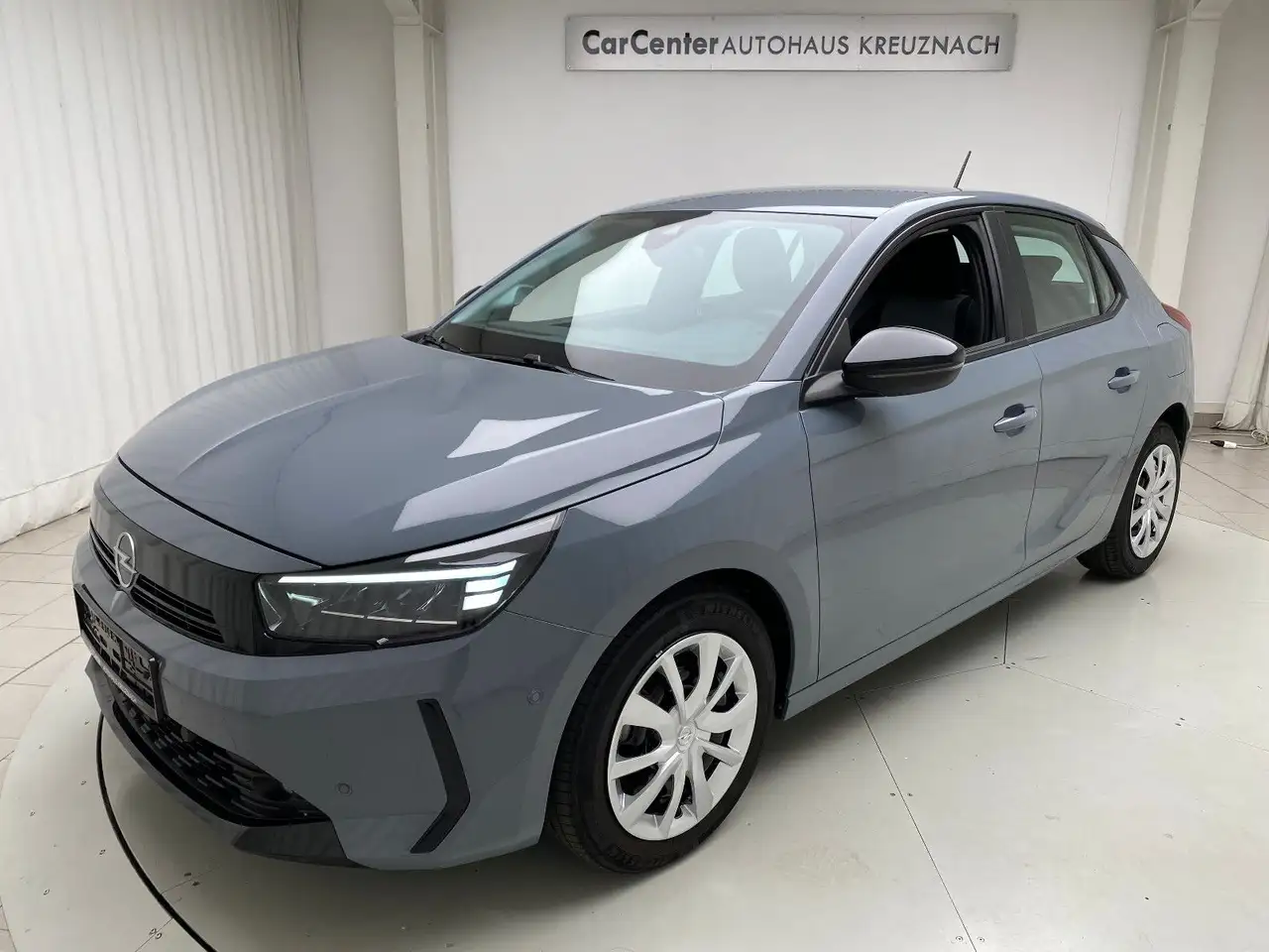 Opel Corsa F 1.2 Edition Winterpaket LED Navigation — معرض صور السيارة 3