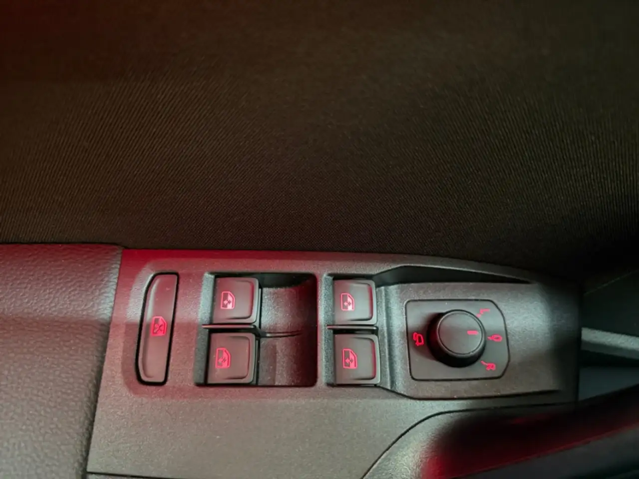 SEAT Ibiza FR Line ALLWETTER NAV LED DIG-DISPLAY SITZ.HZG TEM — Galería del vehículo 20