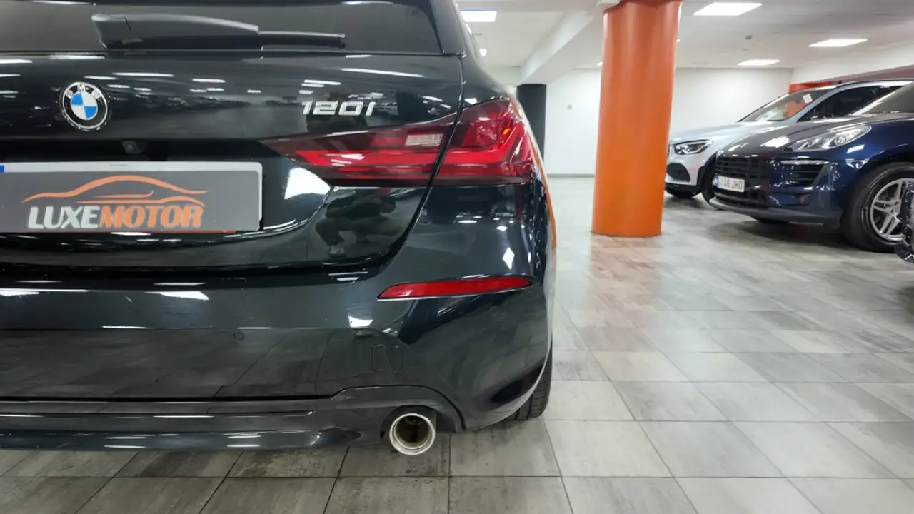 BMW 116 120iA — معرض صور السيارة 15