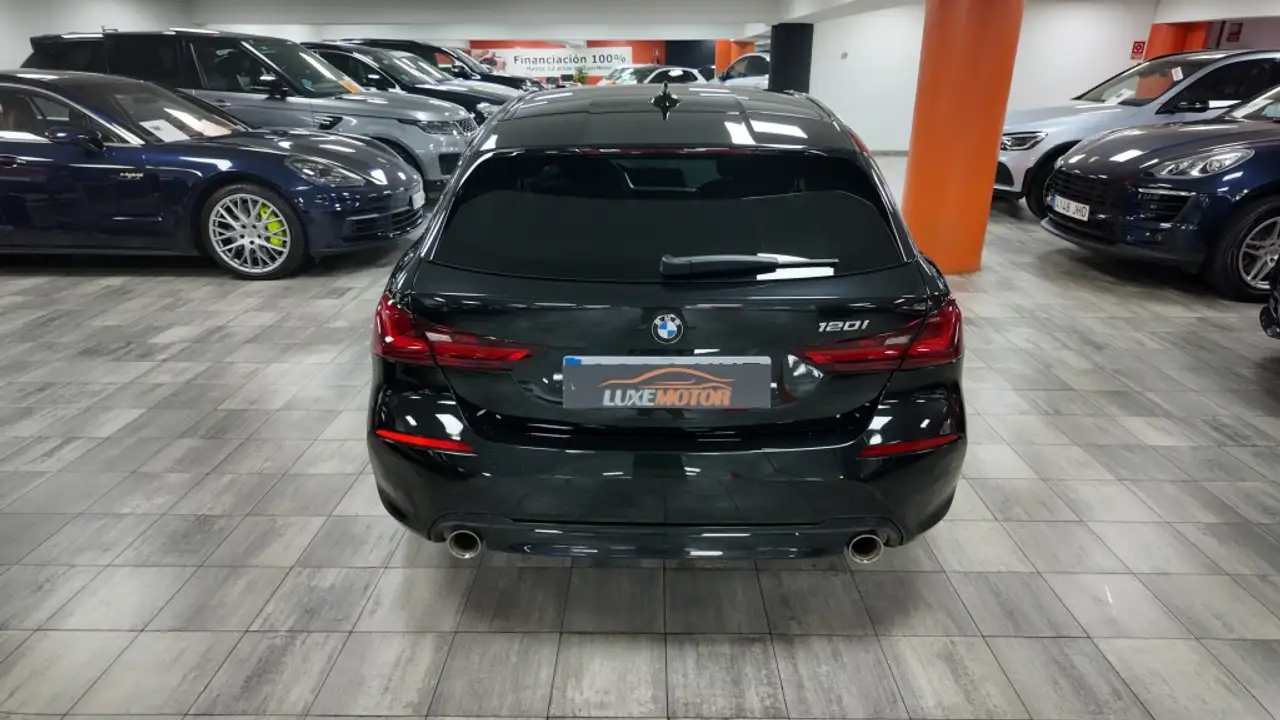 BMW 116 120iA — معرض صور السيارة 5