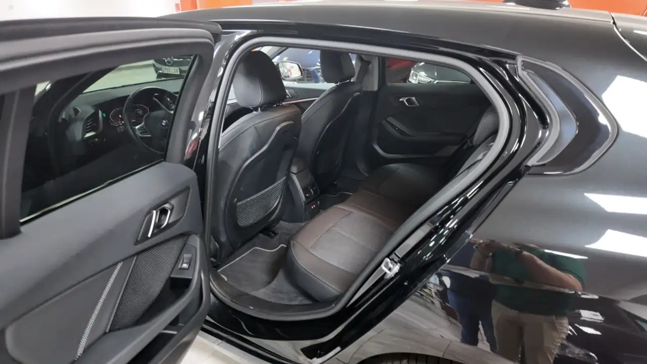 BMW 116 120iA — معرض صور السيارة 38