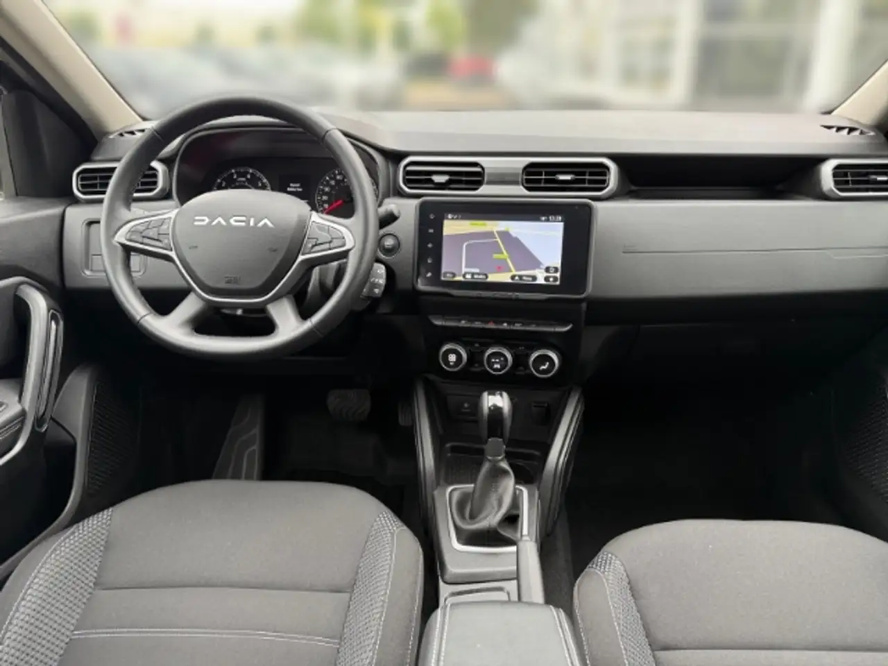Dacia Duster II Journey 1.3 TCe 150 EDC Navi Apple CarPlay And — معرض صور السيارة 11