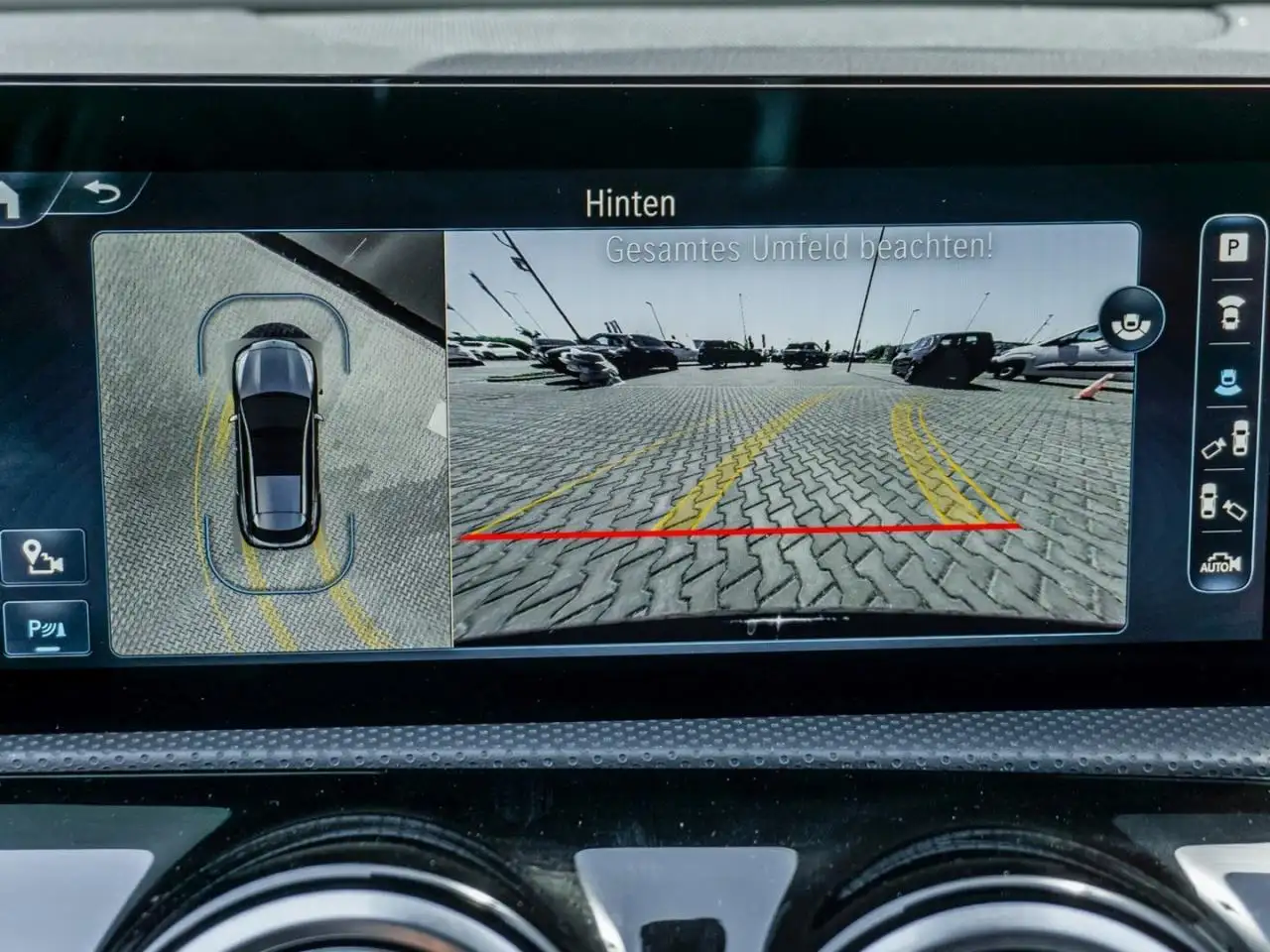 Mercedes-Benz CLA 200 SB AMG Panorama 360° Distronic EasyPack — Galería del vehículo 14