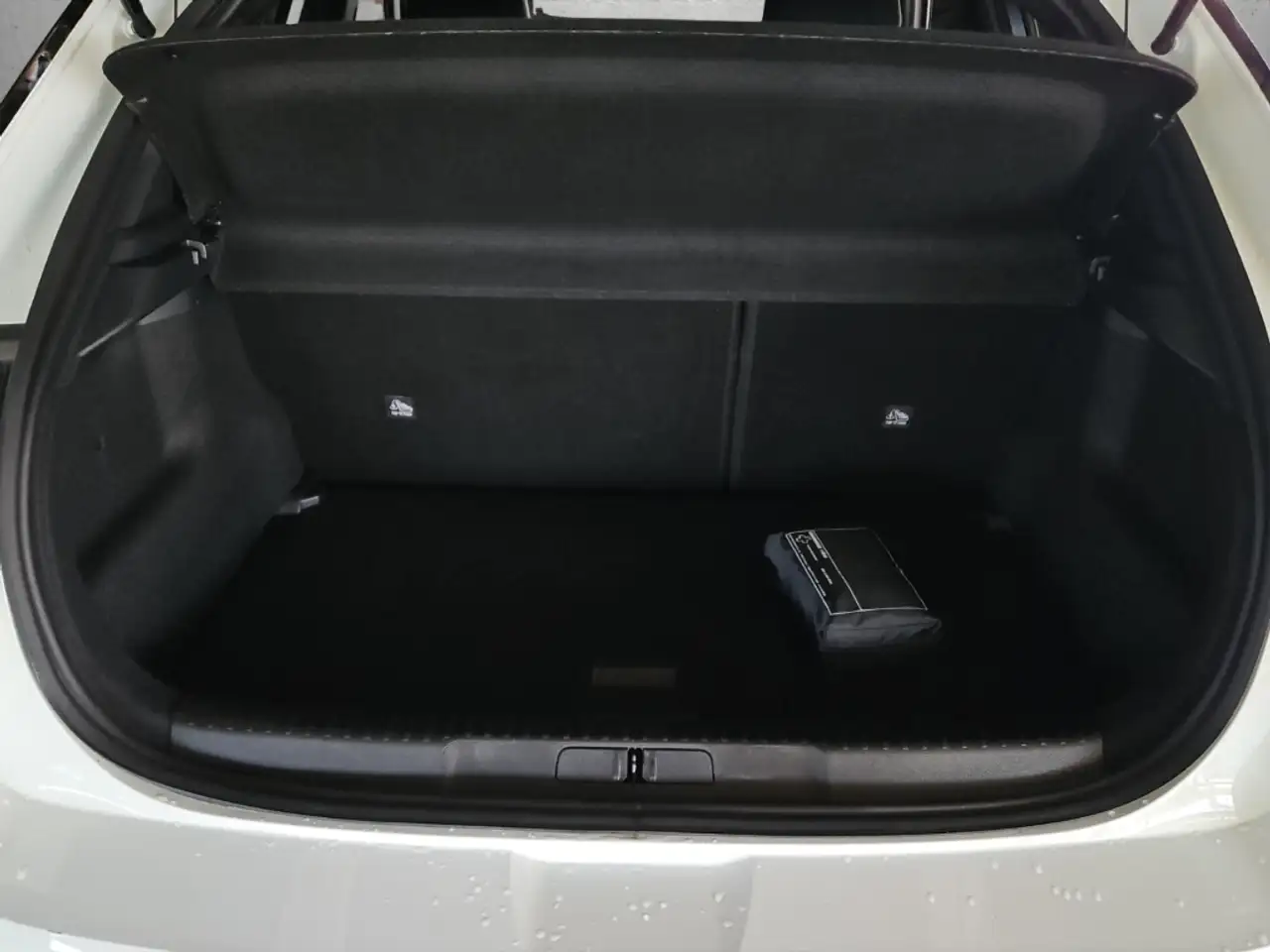 Opel Mokka GS Line Navi LED Apple CarPlay Android Auto Klimaa — Galerie du véhicule 8