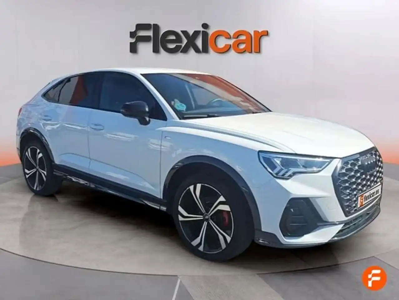 Audi Q3 35 TFSI S line S tronic — Galería del vehículo 2