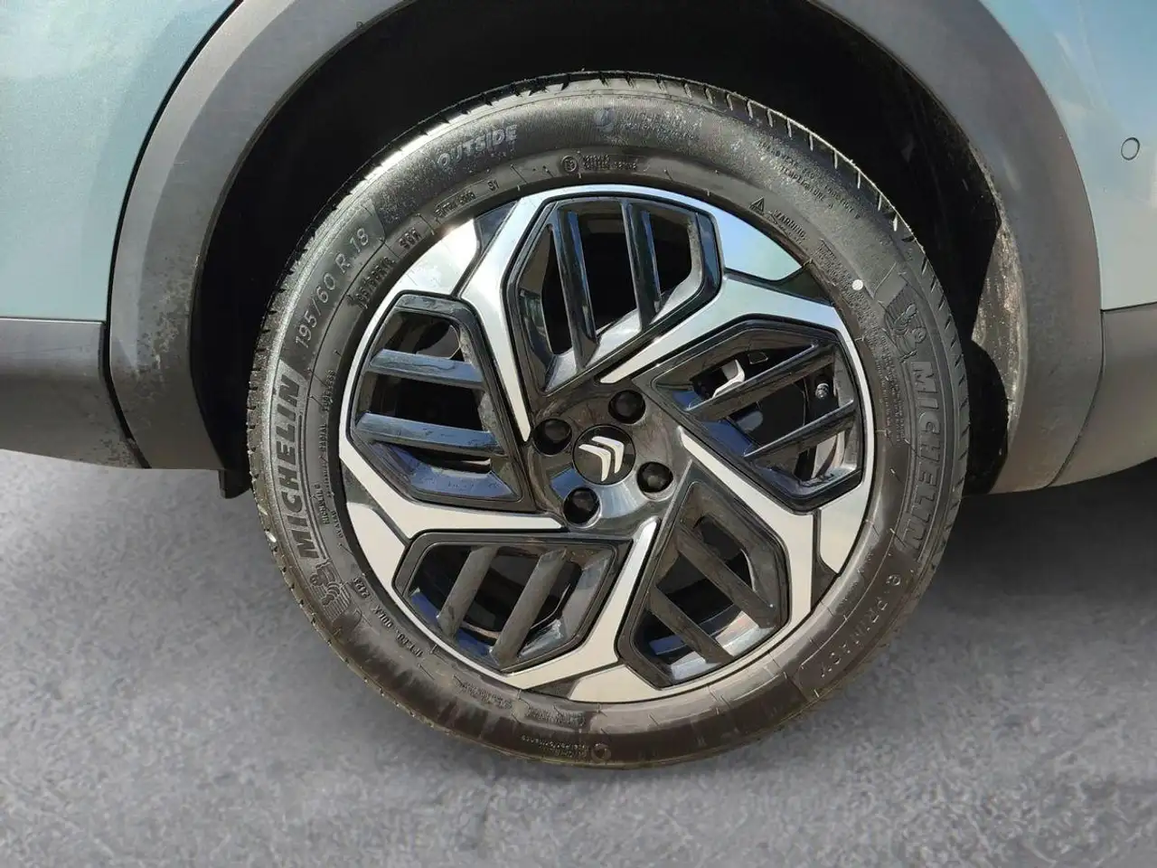 Citroen C4 1.2 NAVI*SHZ*KAMERA*LEDER — معرض صور السيارة 20