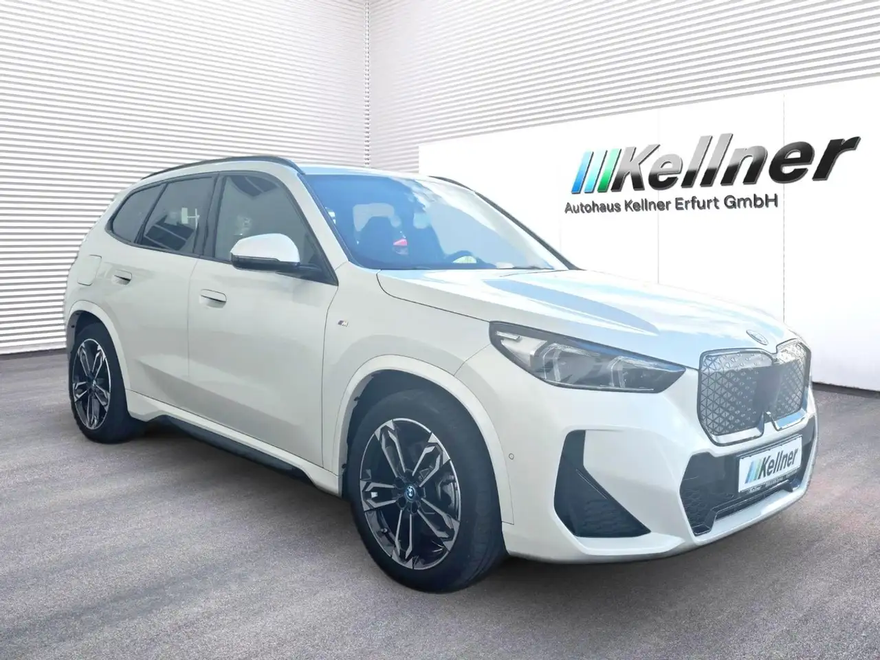 BMW iX1 xDr.30 M-Sport AHK+Harman&Kardon+Head-Up+360Cam+D — Galería del vehículo 2