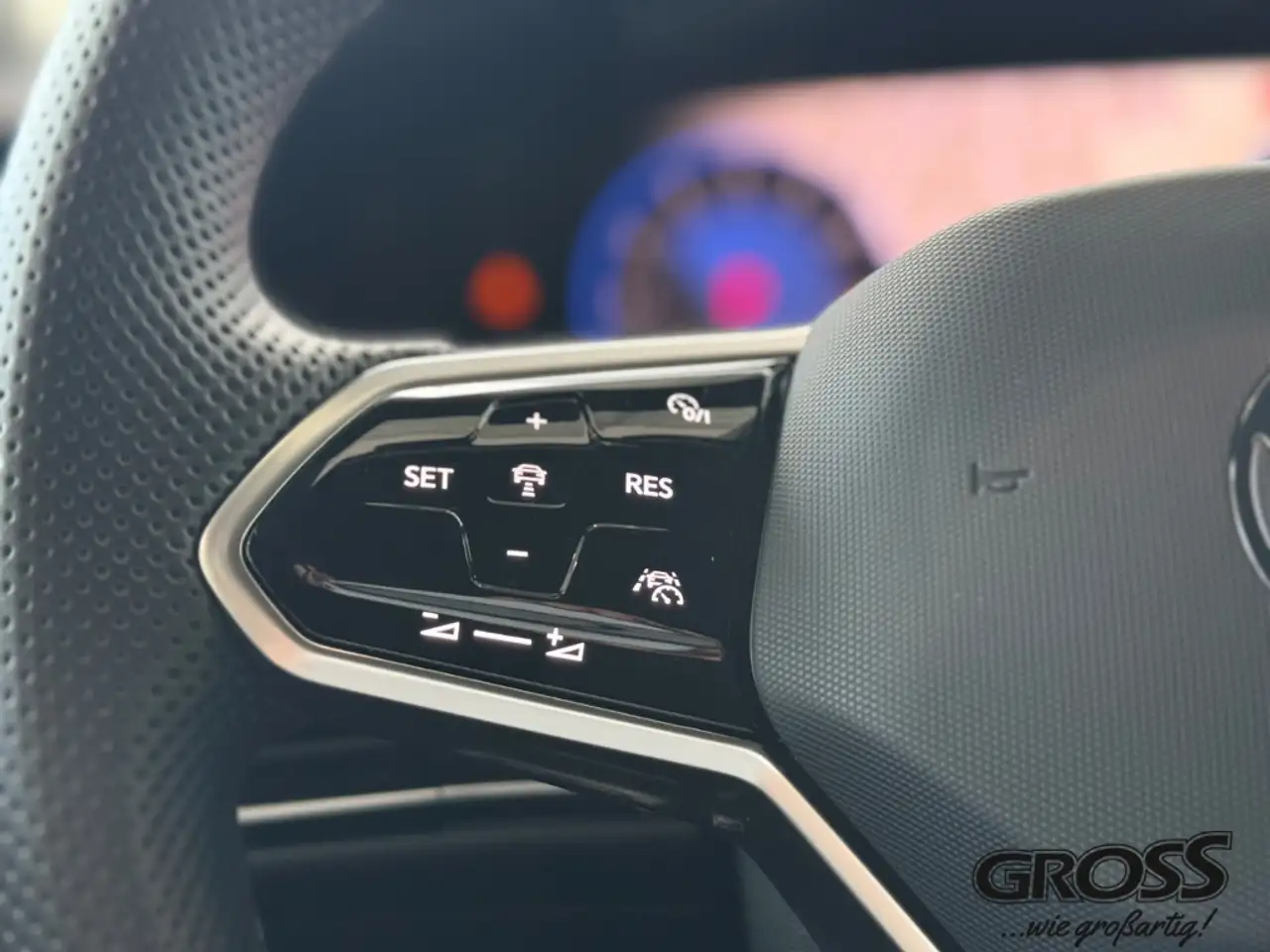 Volkswagen Golf VIII Variant R-Line eTSI 1.5 Automatik, 150 PS, Ne — معرض صور السيارة 29