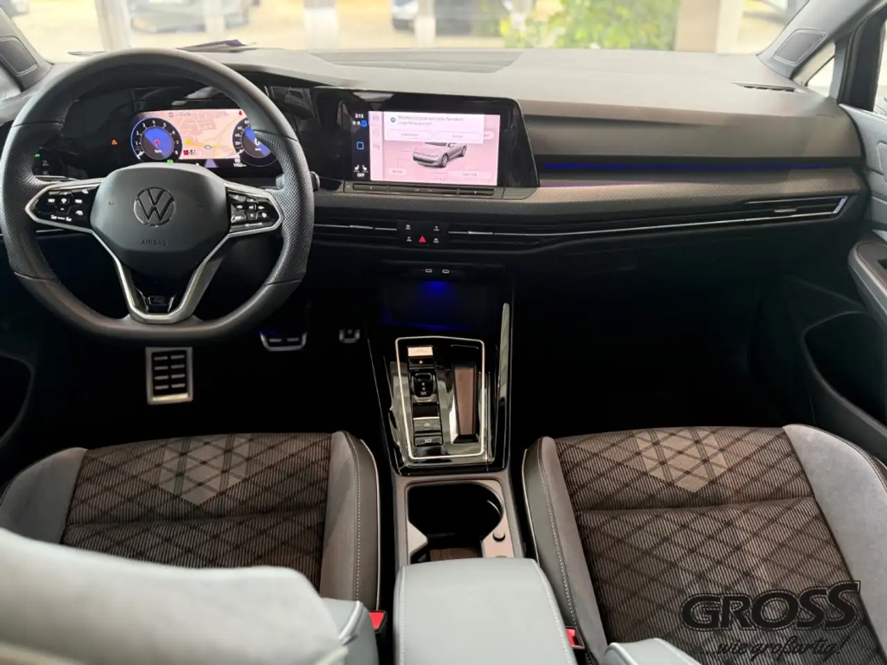 Volkswagen Golf VIII Variant R-Line eTSI 1.5 Automatik, 150 PS, Ne — معرض صور السيارة 12