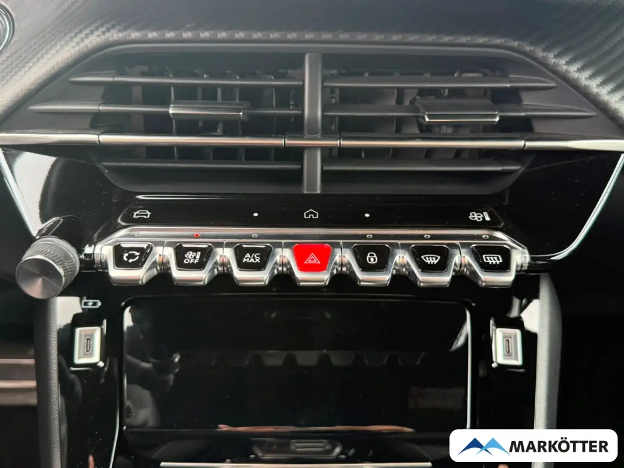 Peugeot 2008 GT 1.2 ACC/BLIS/360°/LED/KLIMA/NAV — معرض صور السيارة 20