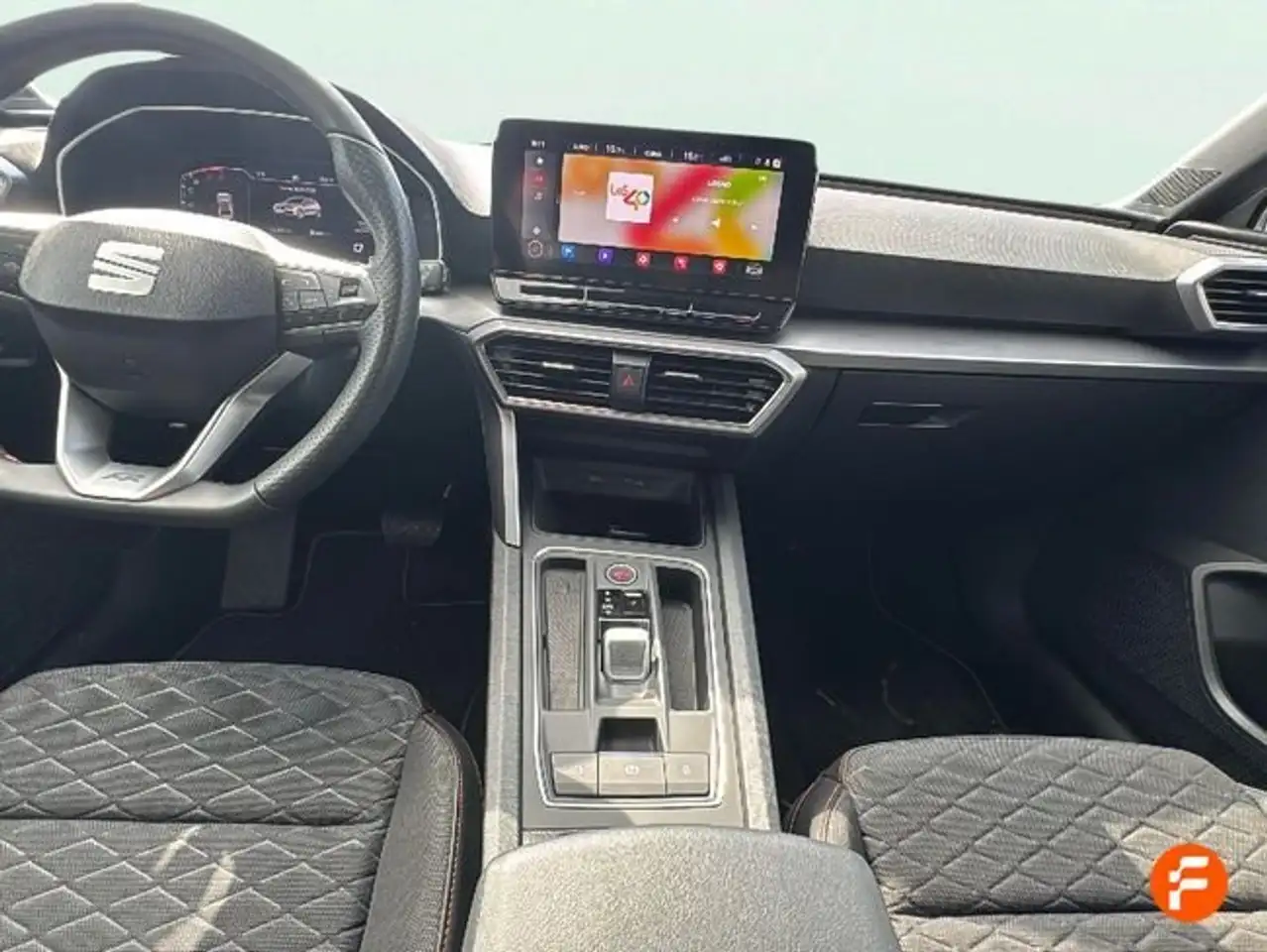 SEAT Leon 1.0 eTSI 81kW DSG-7 S&S FR XL ECO — معرض صور السيارة 7
