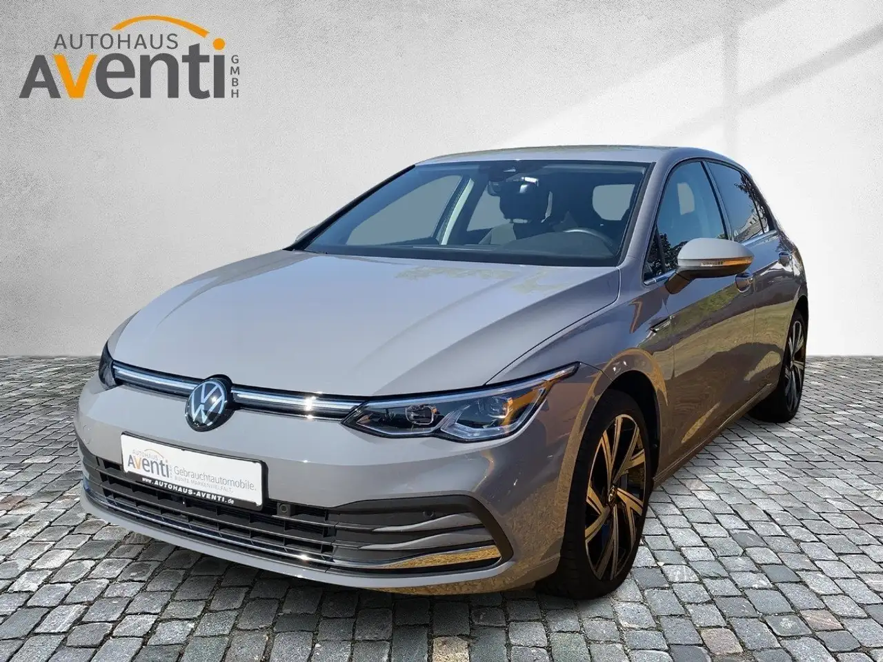 Volkswagen Golf VIII 1.5 TSI Style SHZ*RFK*ACC*LED*Navi*SHZ — Galerie du véhicule 2