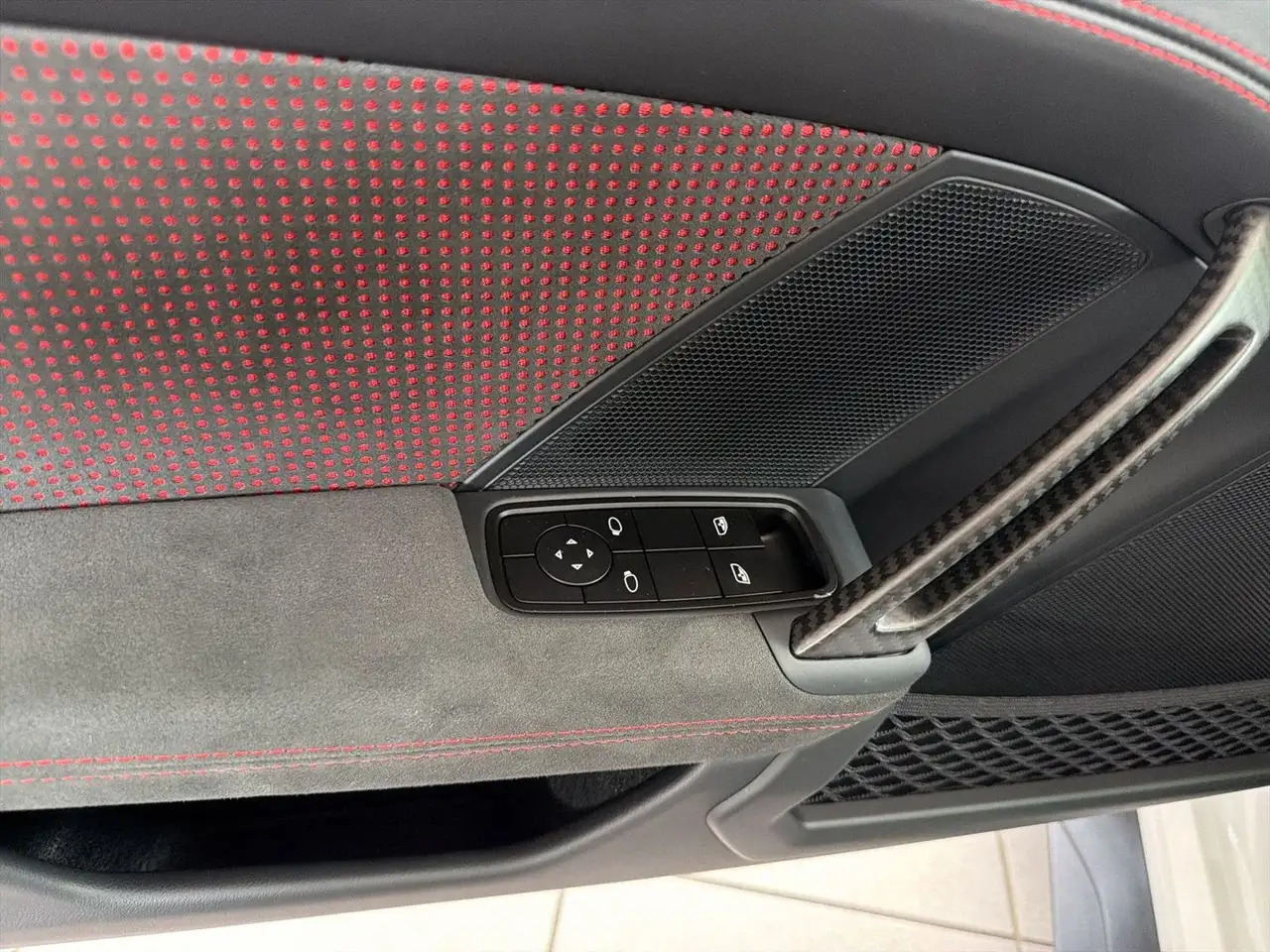 Porsche 992 GT3 RS WEISSACH CLUB LIFT APPROVED — معرض صور السيارة 9