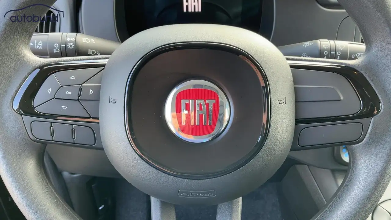 Fiat Panda 1,0 Hybrid (MHEV) Pandina Base NBA PDC SHA — Galería del vehículo 10