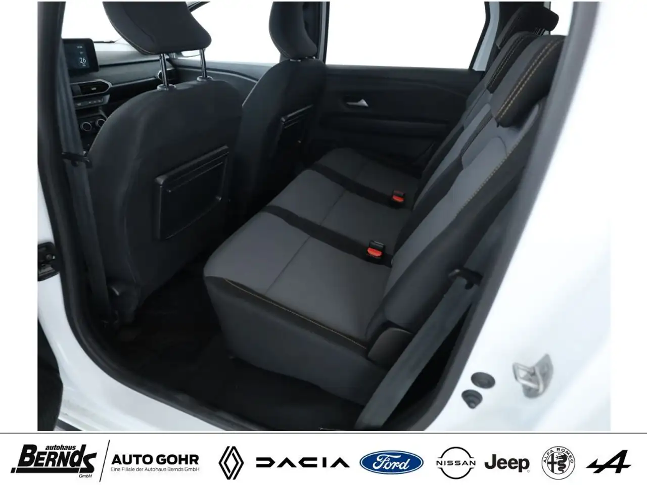 Dacia Jogger TCe 110 7-Sitzer Extreme+ KLIMAUTOM. NAVIG. PDC — Galerie du véhicule 17