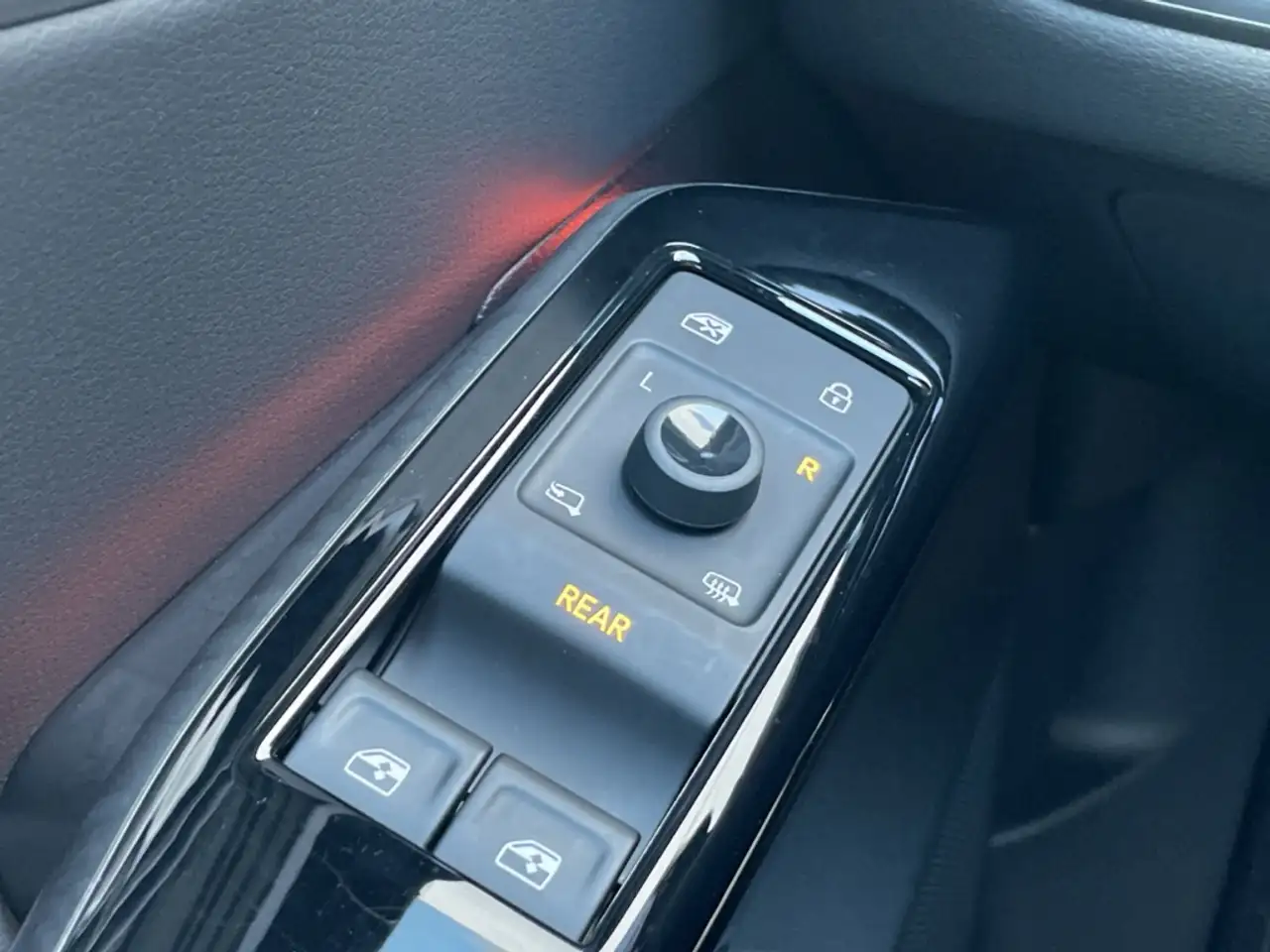 Volkswagen ID.3 Pro Move Kamera/Navi/ACC/App-Connect/Keyless/Trave — Vehicle gallery 30