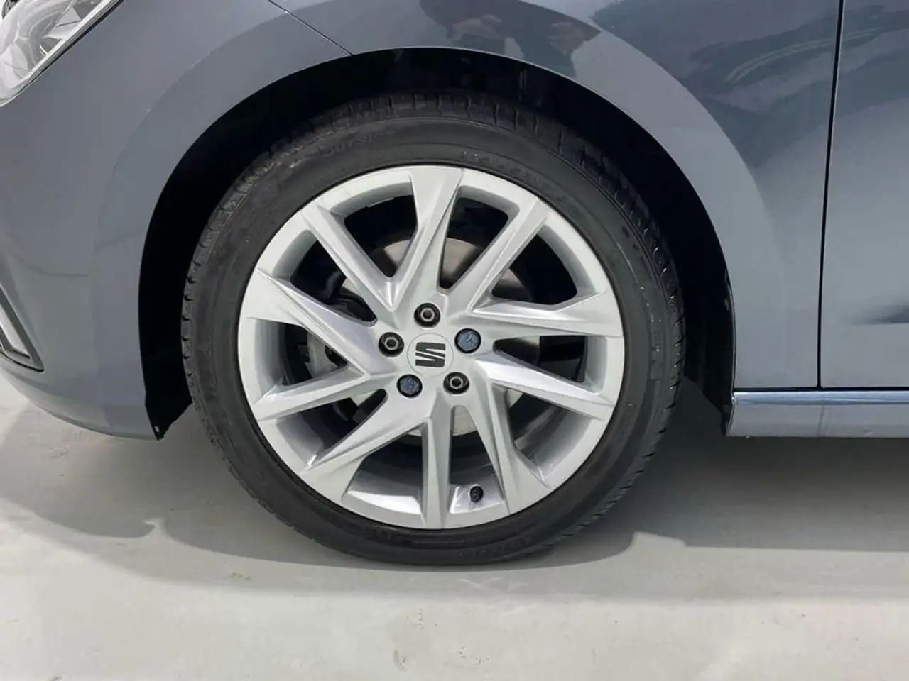 SEAT Ibiza 1.5 TSI S&S FR XS DSG7 150 — Vehicle gallery 8