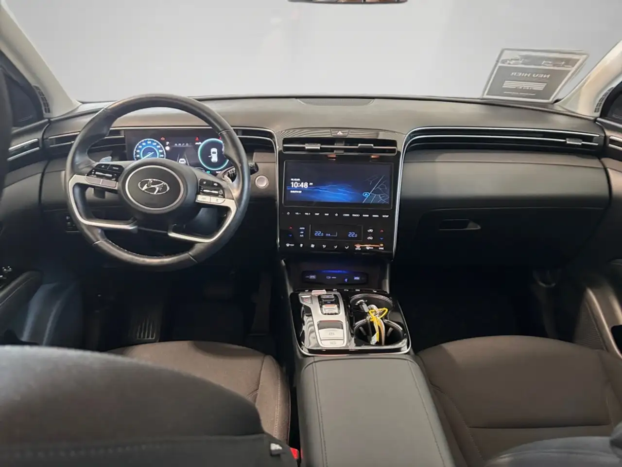 Hyundai TUCSON 1.6 T-GDI TREND 2WD SHZ LHZ NAVI KAMERA — Galería del vehículo 11