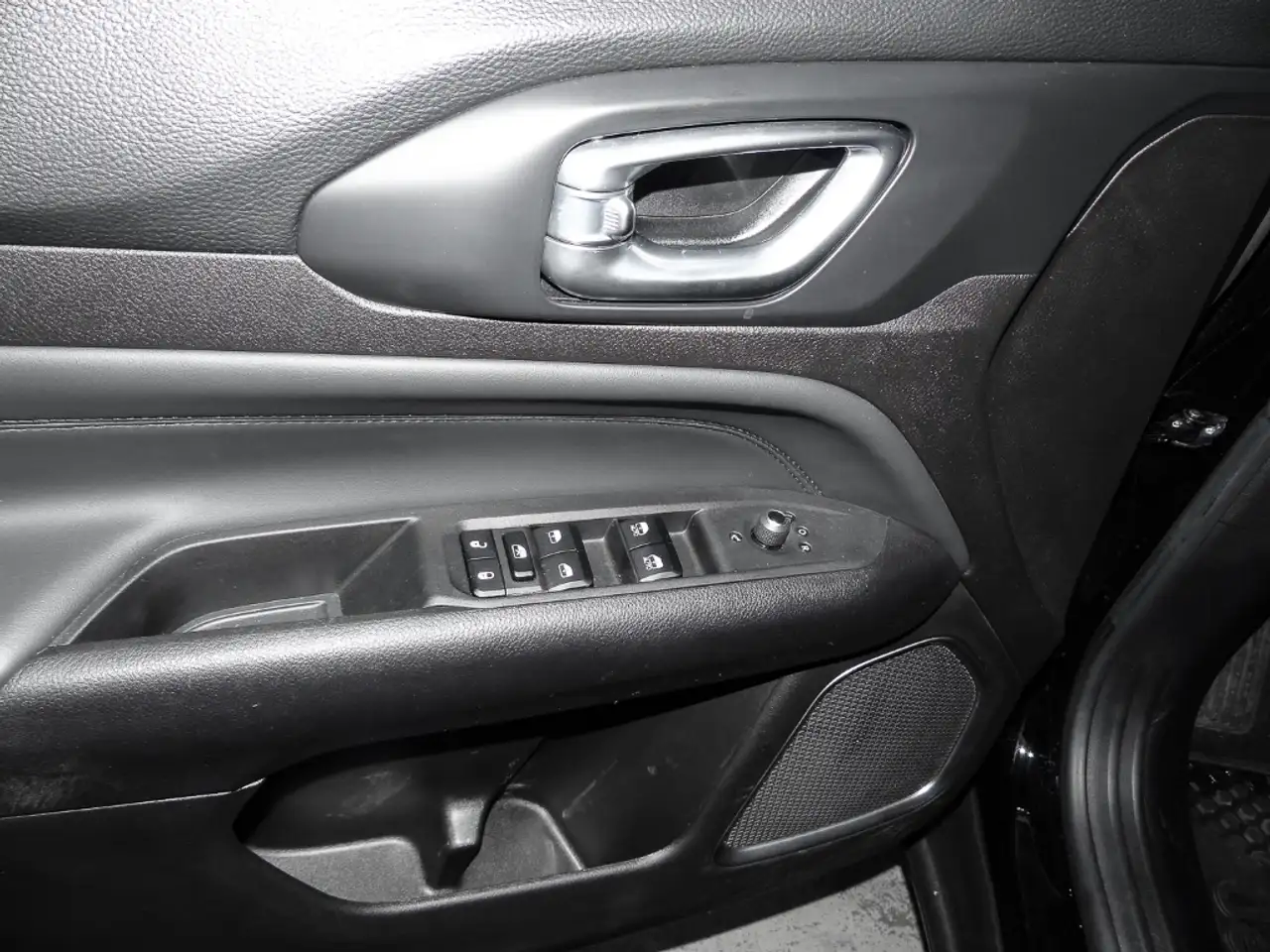 Jeep Compass E-HYBRID LIMITED Premium Park,Komfort,Technologie, — معرض صور السيارة 14