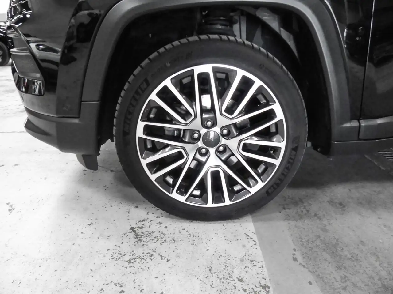Jeep Compass E-HYBRID LIMITED Premium Park,Komfort,Technologie, — معرض صور السيارة 3