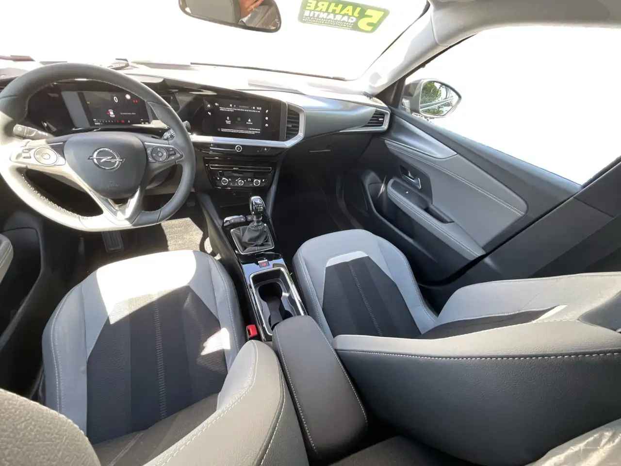 Opel Mokka 1.2 Elegance AppleCarplay/AndroidAuto — Vehicle gallery 12