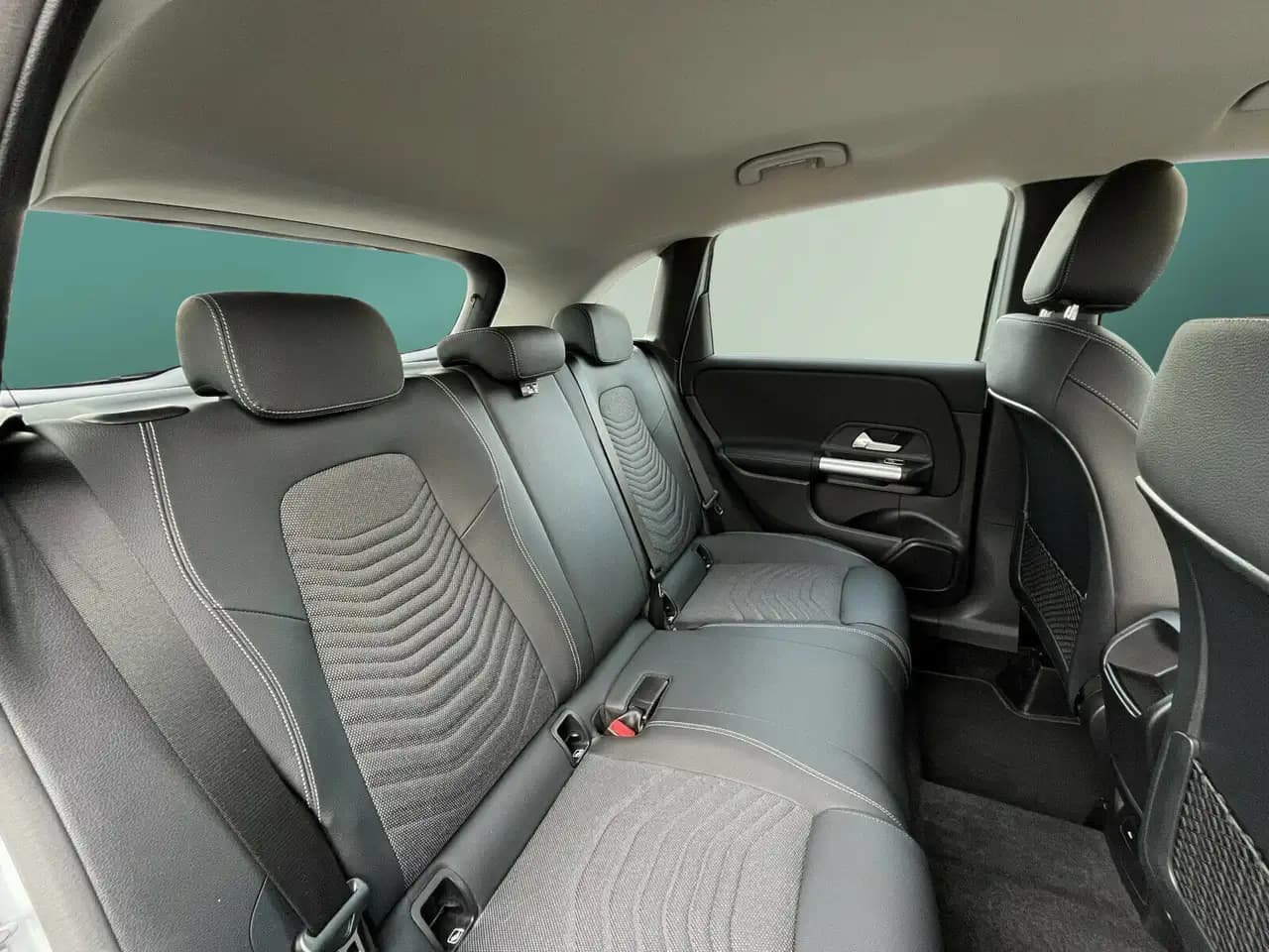 Mercedes-Benz B 180 B 180 PROGRESSIVE+VOR-DISTRO+KAMERA+LENKHZ+EASYP — Galerie du véhicule 15