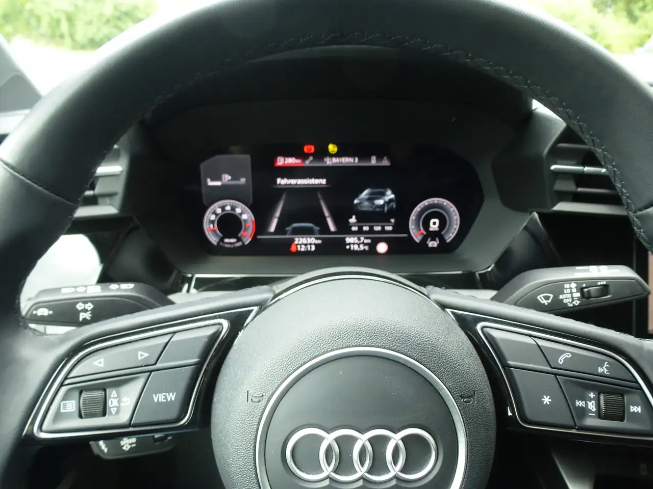 Audi A3 35 TFSI advanced*SHZ*ACCNavi/Tel*2 Z-Klima** — Vehicle gallery 13