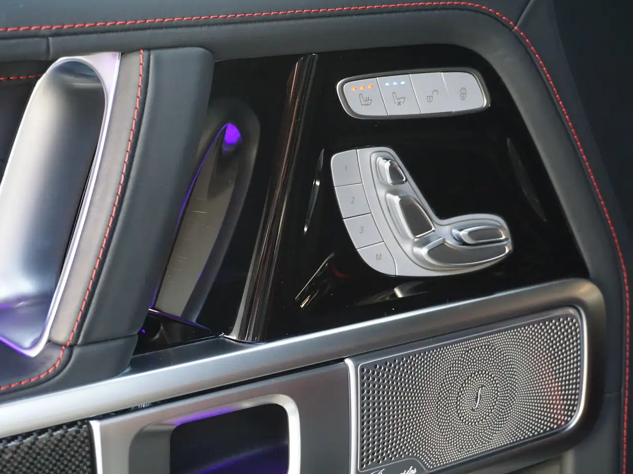 Mercedes-Benz G 63 AMG 4X4 ² Night II 360° Carbon MY24 sofort! — Galerie du véhicule 9