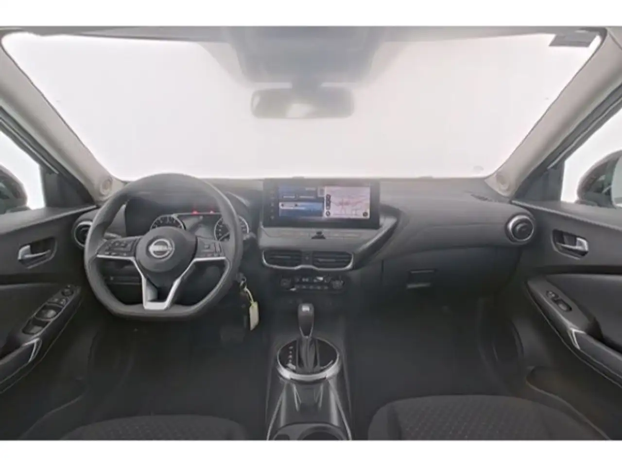 Nissan Juke 1.0 DIG-T DCT Acenta Komfort+NCS — معرض صور السيارة 7