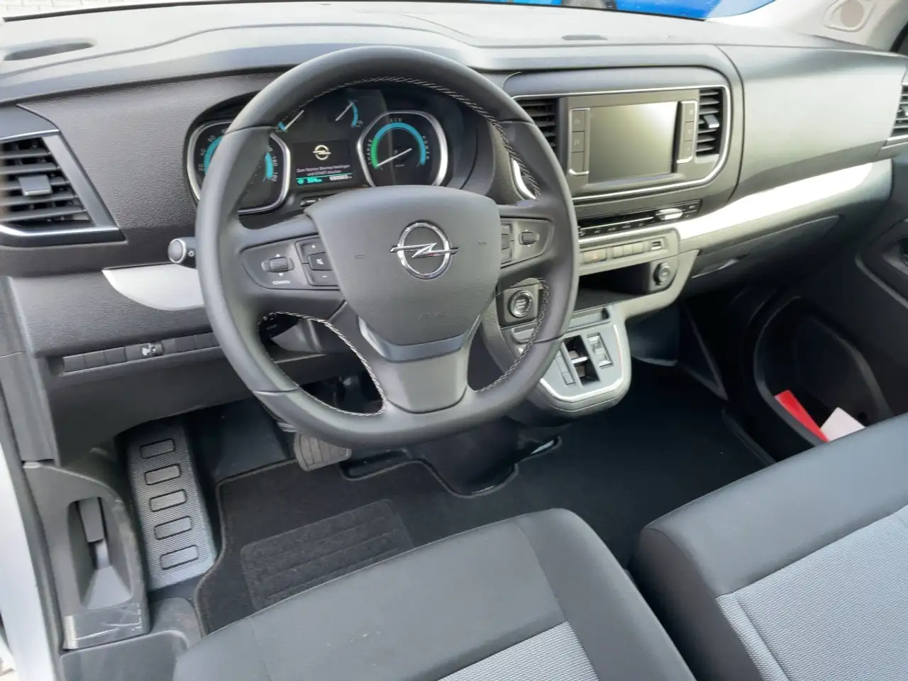 Opel Vivaro Kasten -e (75kWh) (L2) Edition M 2xKlima — معرض صور السيارة 10