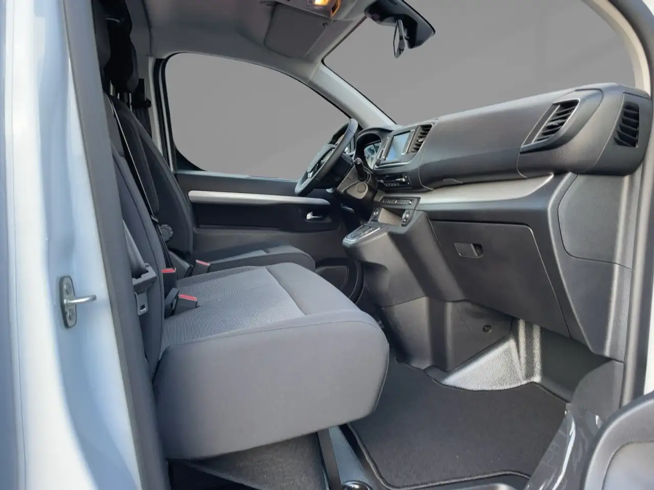 Opel Vivaro Kasten -e (75kWh) (L2) Edition M 2xKlima — معرض صور السيارة 8