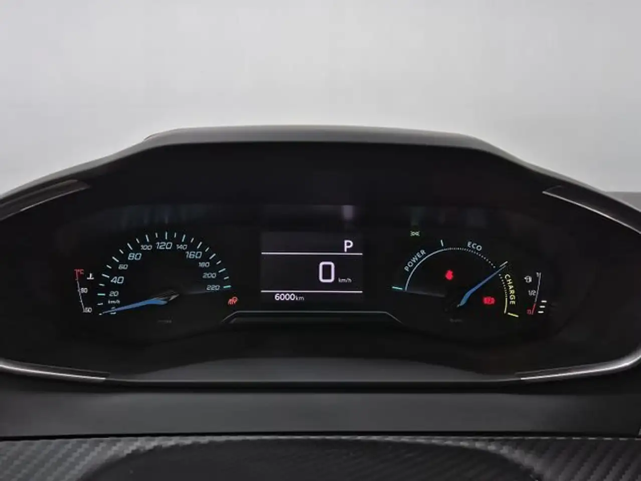 Peugeot 208 Style HYBRID 110 eDCS6 — معرض صور السيارة 14