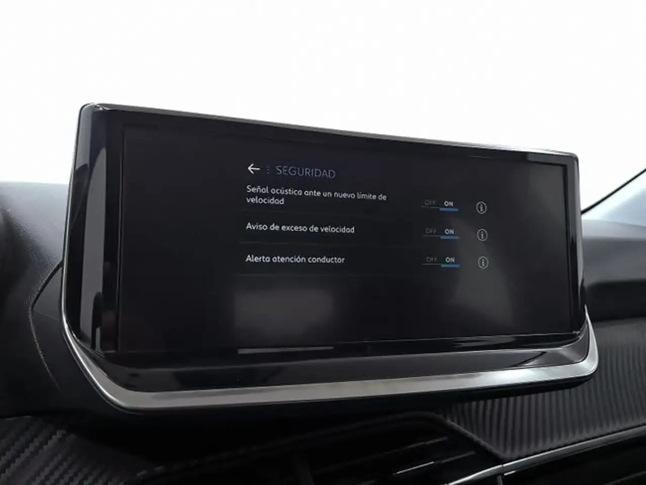 Peugeot 208 Style HYBRID 110 eDCS6 — معرض صور السيارة 22
