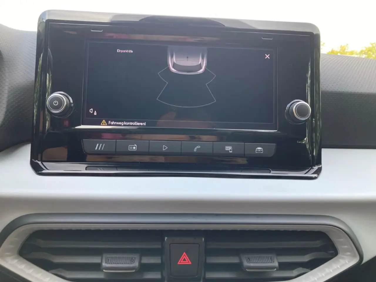 SEAT Ibiza 1.0 TSI STYLE EDITION Style Edition ACC+LED+SHZ+PD — معرض صور السيارة 30