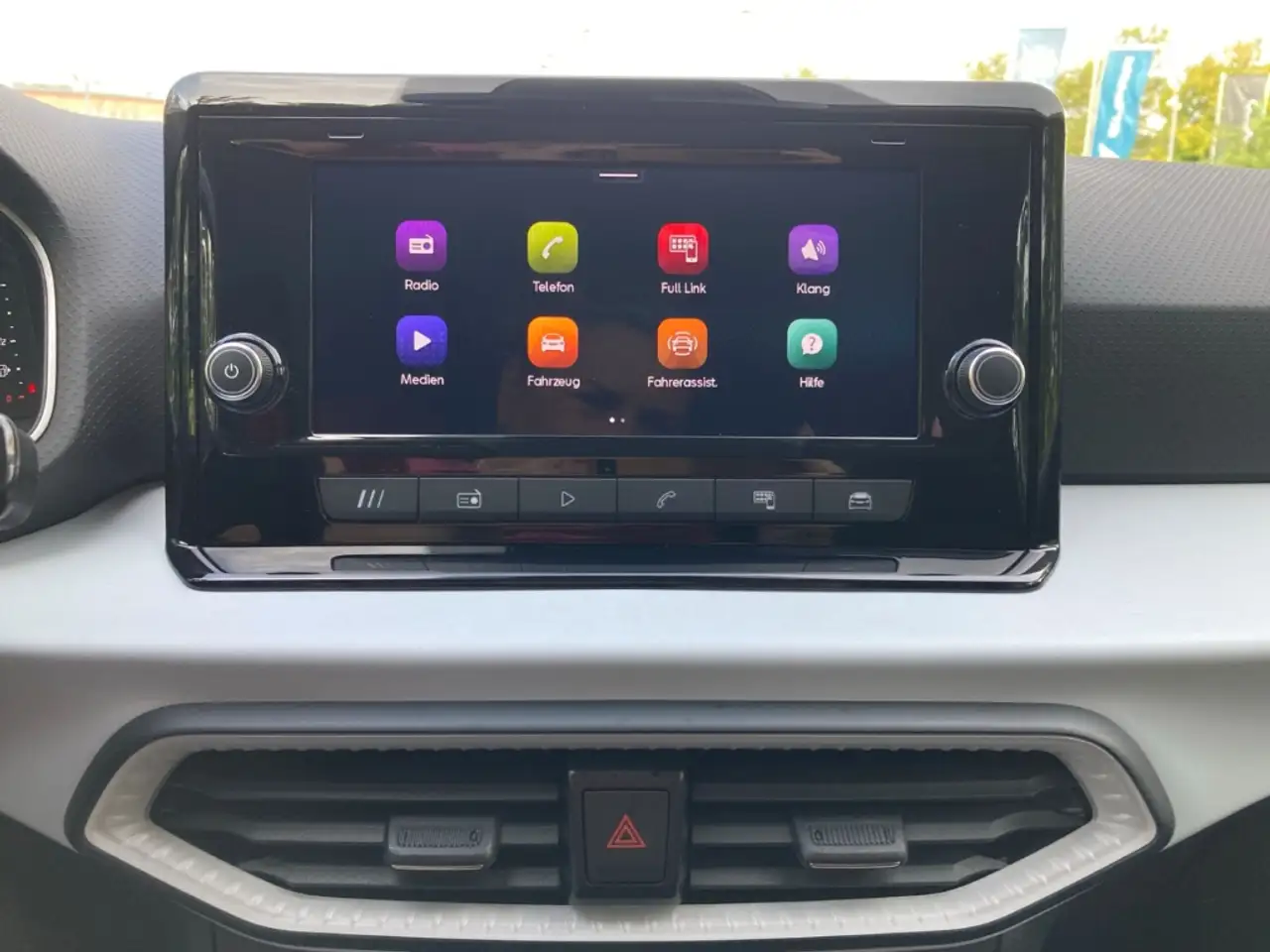 SEAT Ibiza 1.0 TSI STYLE EDITION Style Edition ACC+LED+SHZ+PD — معرض صور السيارة 17