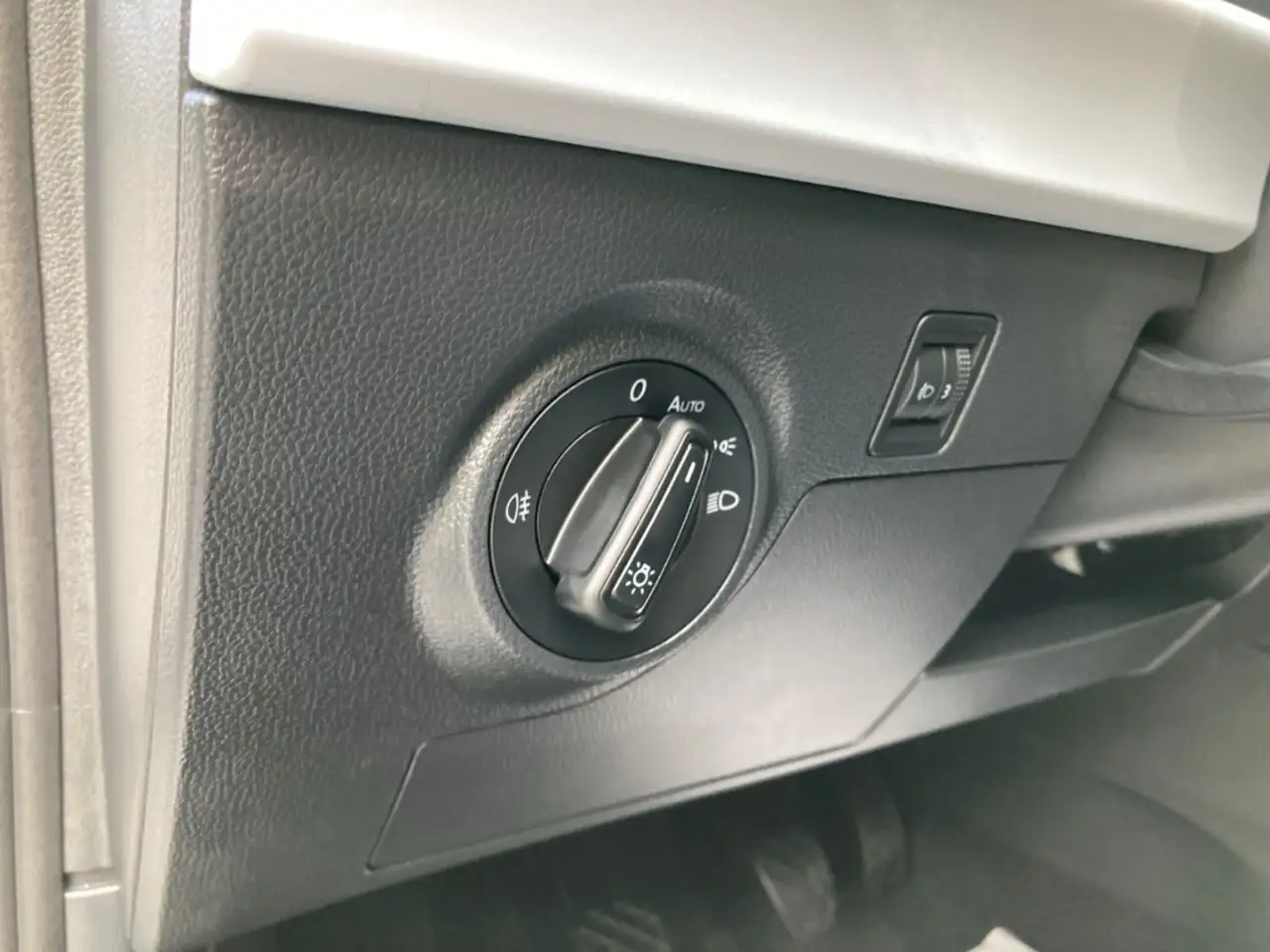 SEAT Ibiza 1.0 TSI STYLE EDITION Style Edition ACC+LED+SHZ+PD — معرض صور السيارة 21