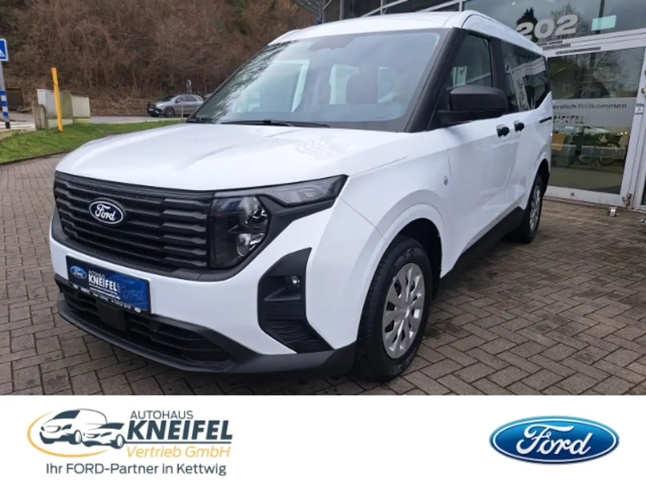 Ford Tourneo Courier Trend 1.0 EcoBoost 92 kW (125 PS) 6-Gang-Schaltget — Essen-Kettwig