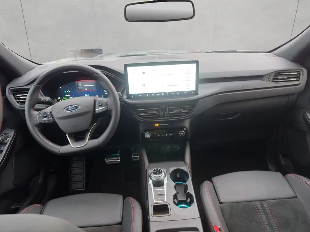 Ford Kuga 2.5 Duratec FHEV ST-LINE X — Galería del vehículo 12