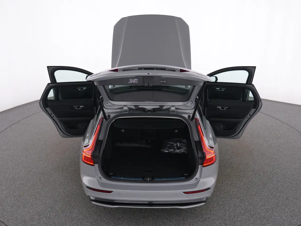 Volvo V60 T8 Recharge Plus Dark+LEDER+MEMRY+KAM+BLIS+ — معرض صور السيارة 14