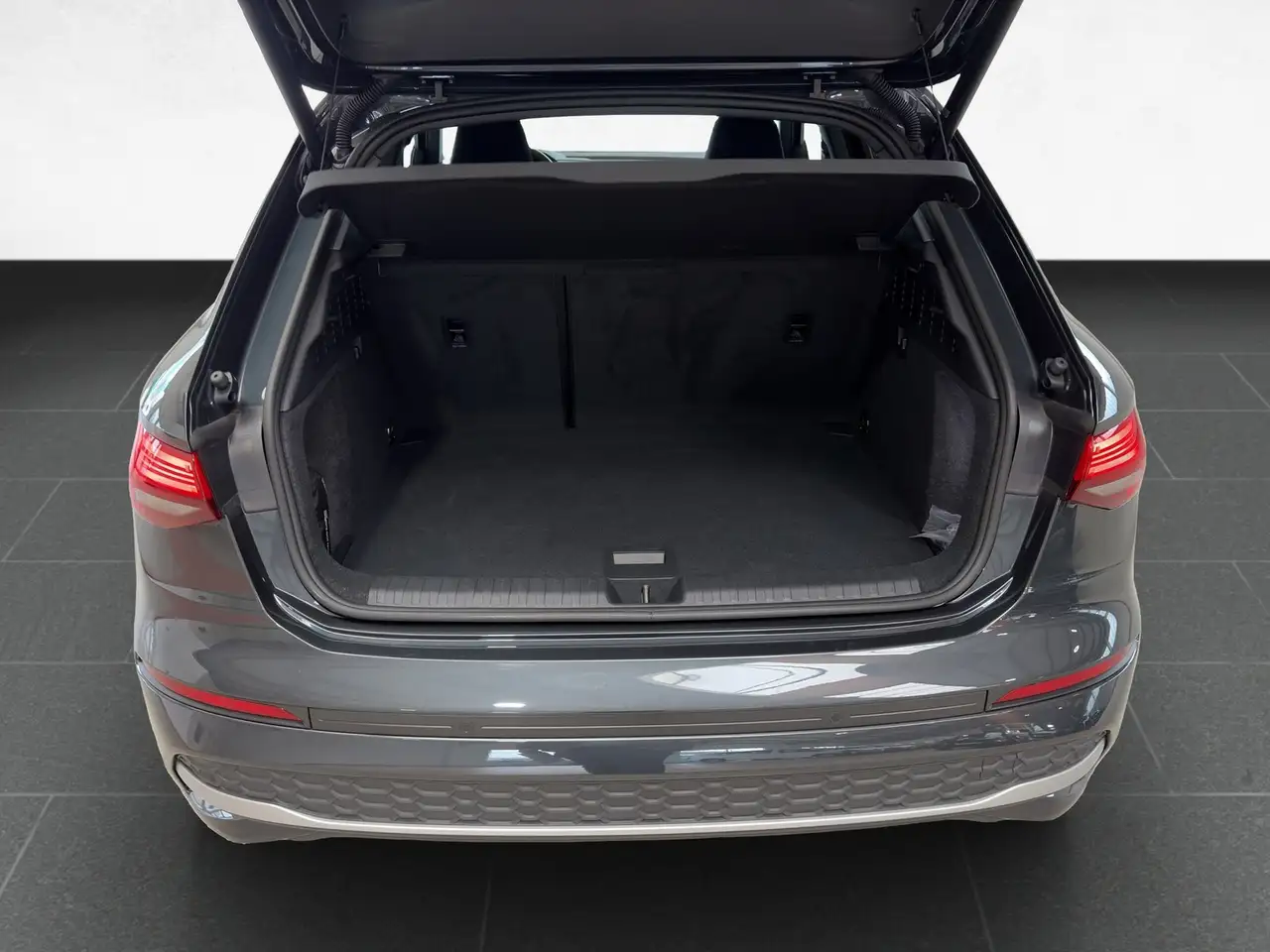 Audi A3 Sportb advanced 35 TFSI S tronic /AHK/Navi — Vehicle gallery 6