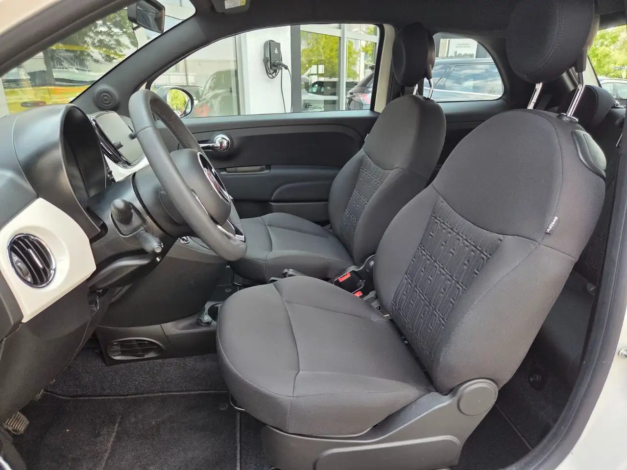 Fiat 500 1.0 GSE Hybrid *LM+PDC+NSW+7"Touchscreen — Vehicle gallery 10