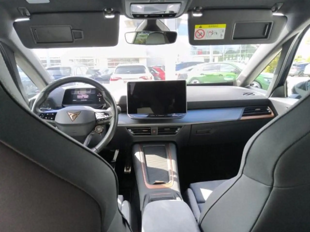 CUPRA Born Edition Dynamic LED/Sound/ACC/RearView — Vehicle gallery 6