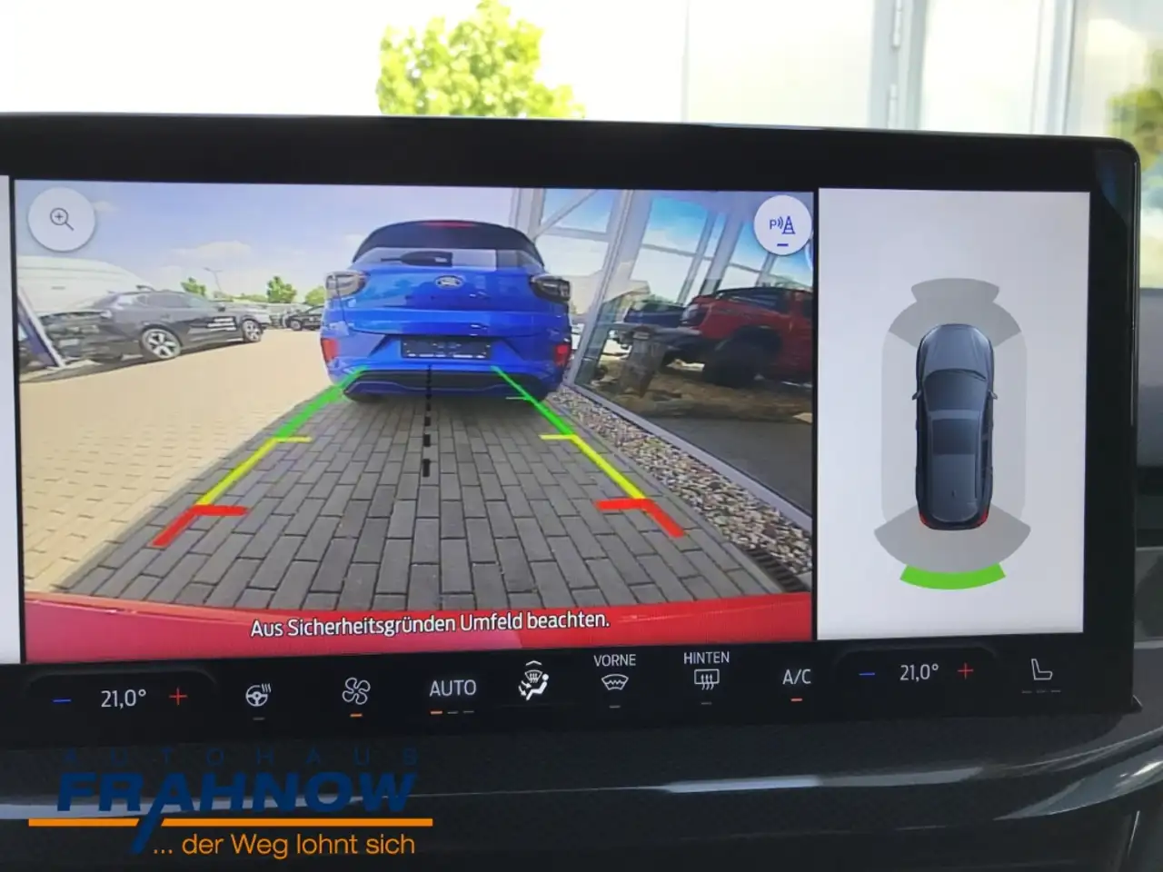 Ford Focus Turnier 1.0 EcoBoost MHEV ST-Line X LED AHK ACC NA — Galería del vehículo 19