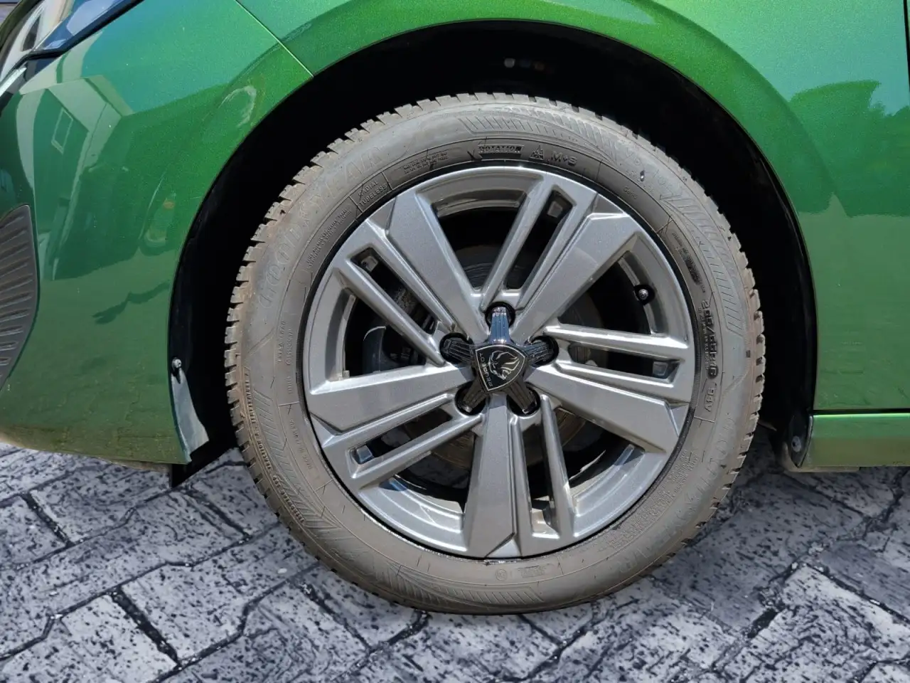 Peugeot 308 Active Pack 130 PT Aut.+ Tempomat + Sitzhzg Klima — معرض صور السيارة 10