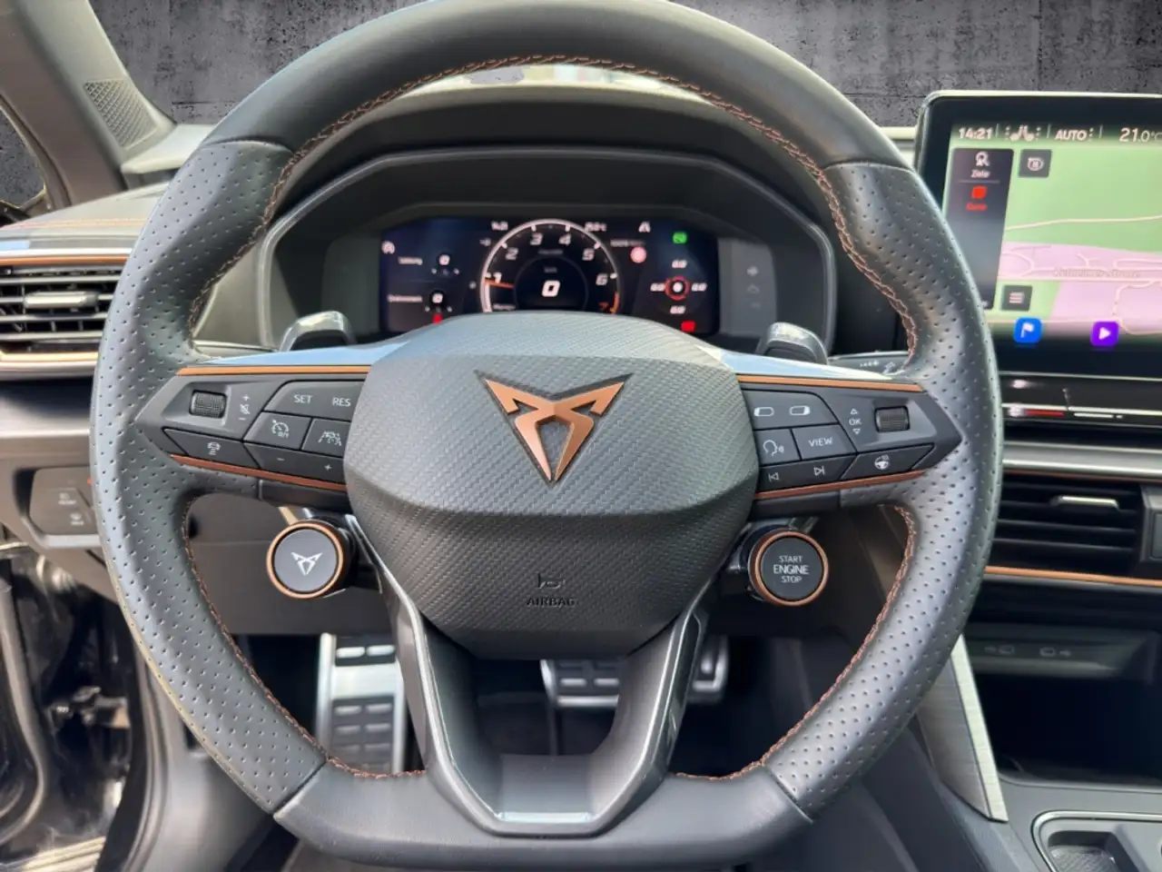CUPRA Formentor 2.0 TSI DSG 4Drive VZ 5-J-GARANTIE DCC FULL LINK N — Vehicle gallery 9