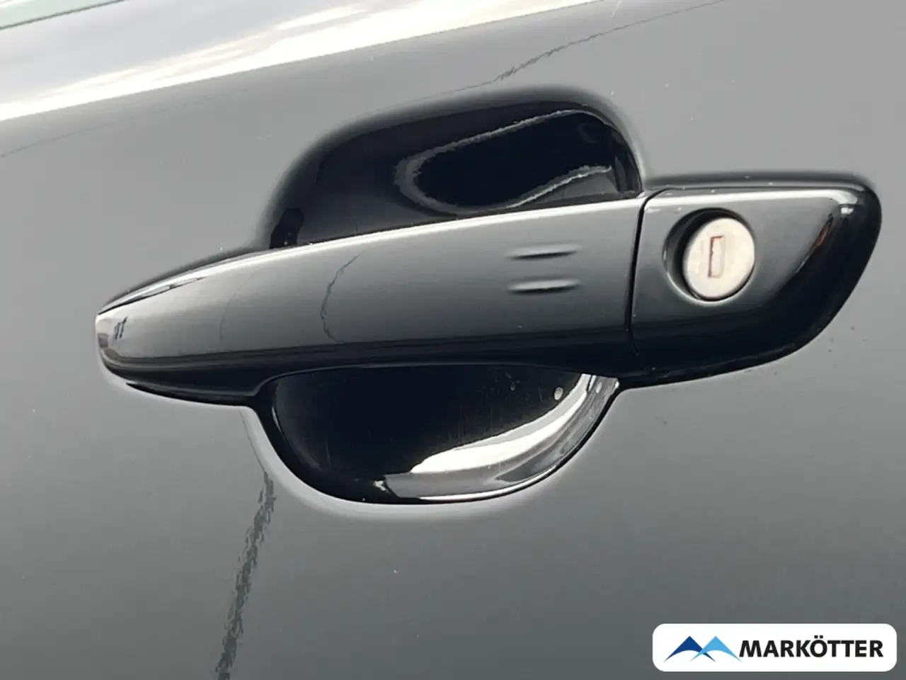 Peugeot 2008 GT PureTech130 Alcantara/Keyless/Massage — معرض صور السيارة 32