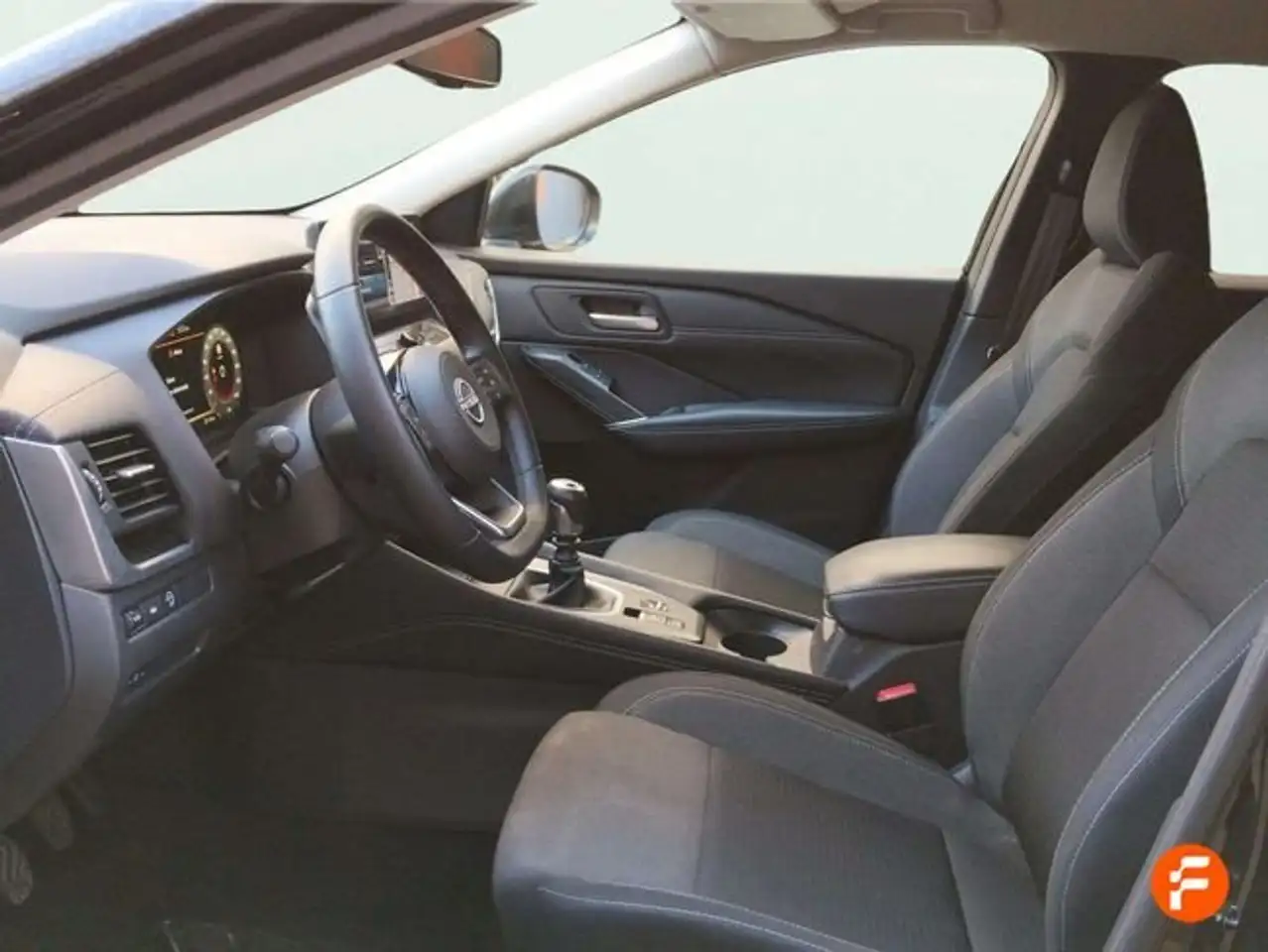 Nissan Qashqai DIG-T 103kW (140CV) mHEV 4x2 Acenta — Galería del vehículo 30