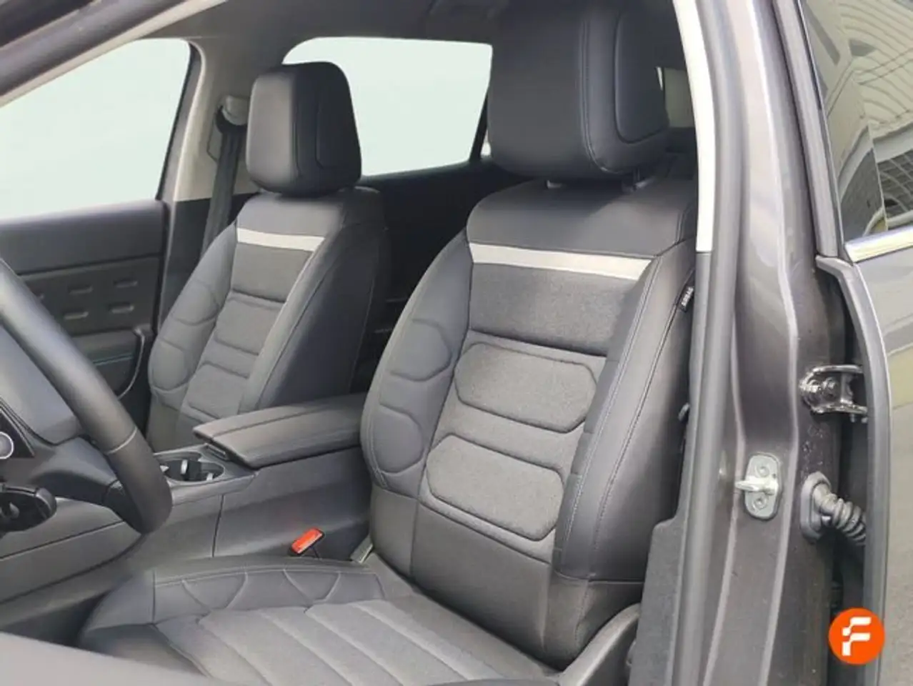 Citroen C5 Aircross HYBRID 100kW (136CV) e-DCS6 E Series — معرض صور السيارة 22