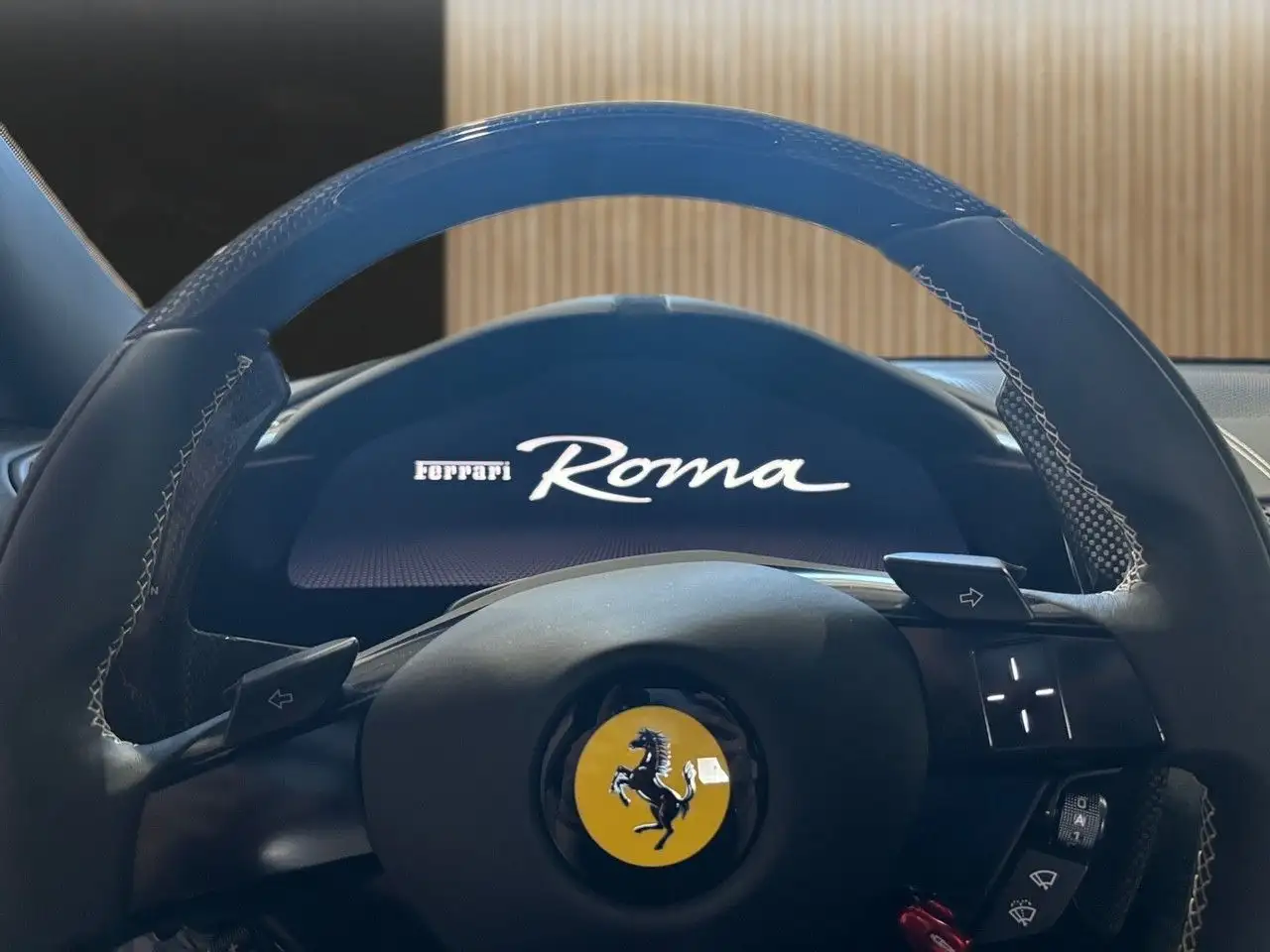 Ferrari Roma Carbon Grigio Silverstone JBL 8-fach — معرض صور السيارة 8