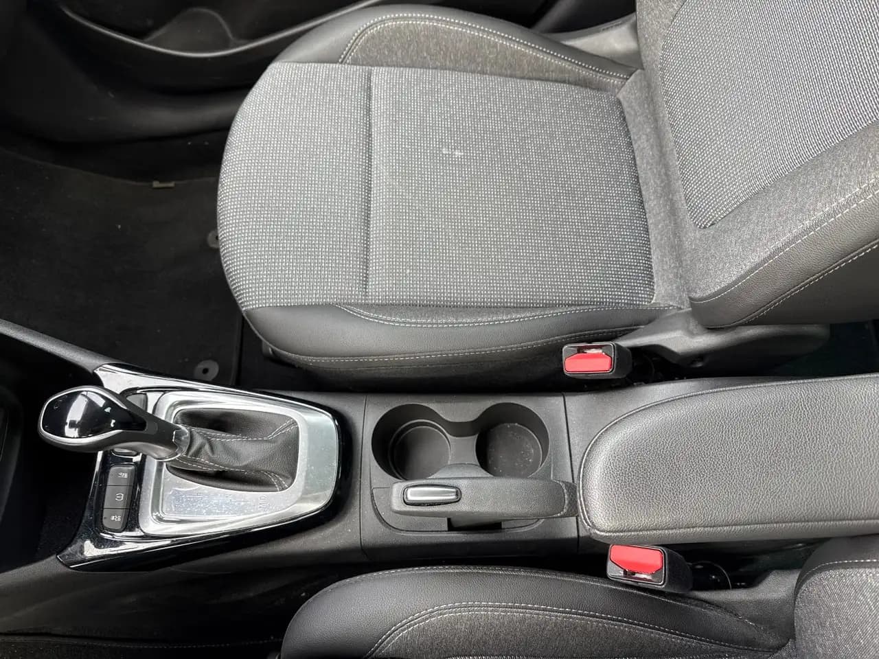 Opel Crossland Auto. Elegance LED+Navi+2xKlima+Kamera — Galerie du véhicule 14